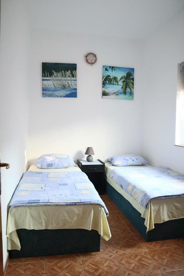 Sobe-Apartmani Modriča Kültér fotó